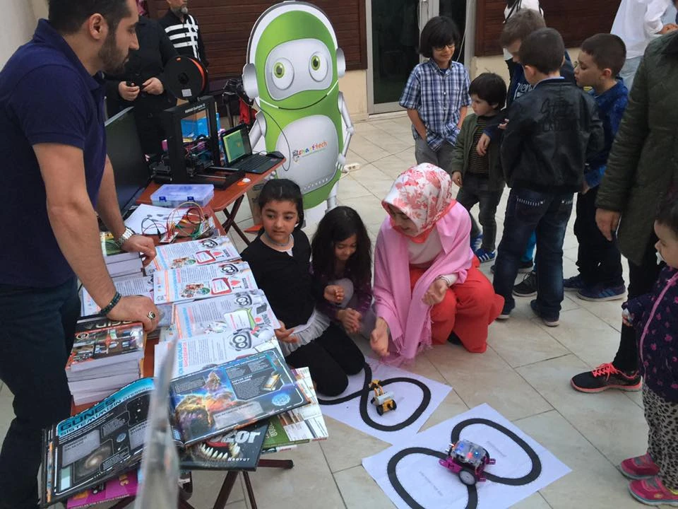SmartTech Kids Club workshop photograph 19