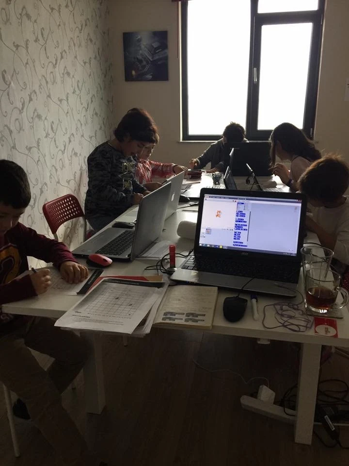 SmartTech Kids Club workshop photograph 50